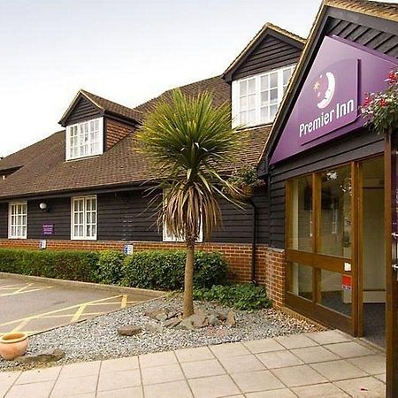 Premier Inn Woking West - A324 Exterior foto